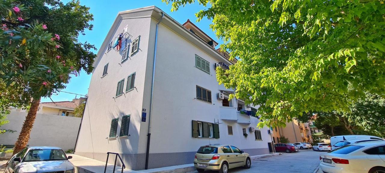 Attic Split Apartment Near City Centre Eksteriør bilde